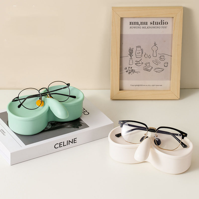 Jewelry Eyewear Watches & Accessories - 귀여운 안경 보관 상자 만화 코